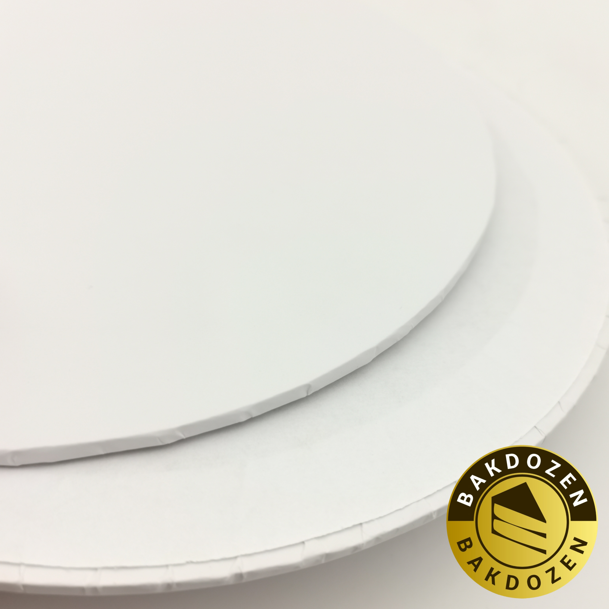 MDF Cake Board 10 inch white